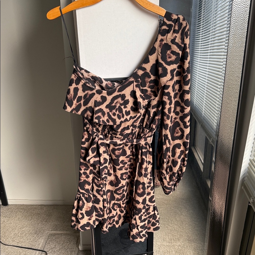 SHEIN Leopard Print One-Shoulder Mini Dress